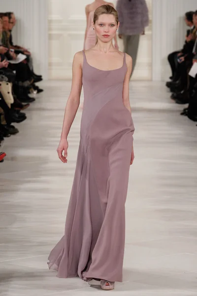 Look 29